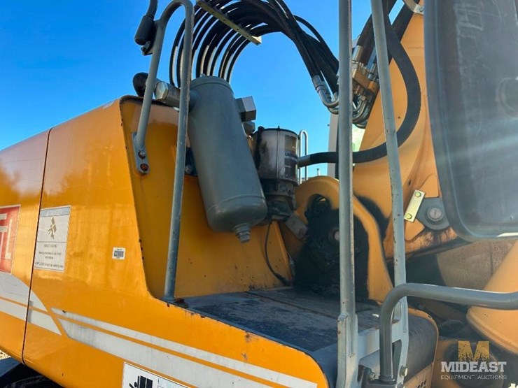 2012-liebherr-924c-wheeled-excavator-image-23