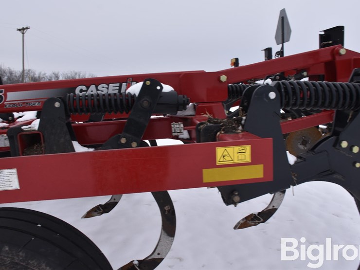 case-ih-2015-image-20