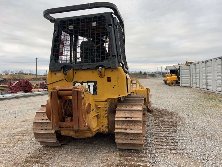2015-caterpillar-d5k2-lgp-image-29
