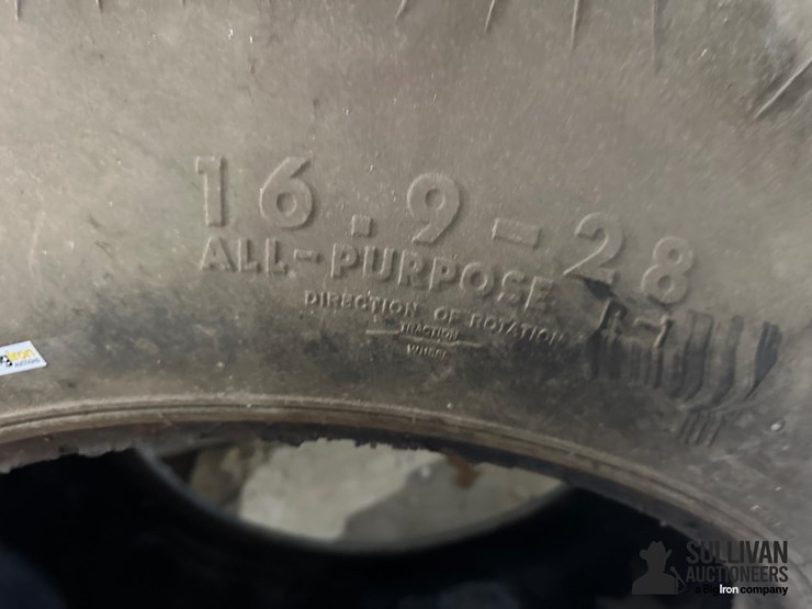 titan-16.9-28-tire-image-4