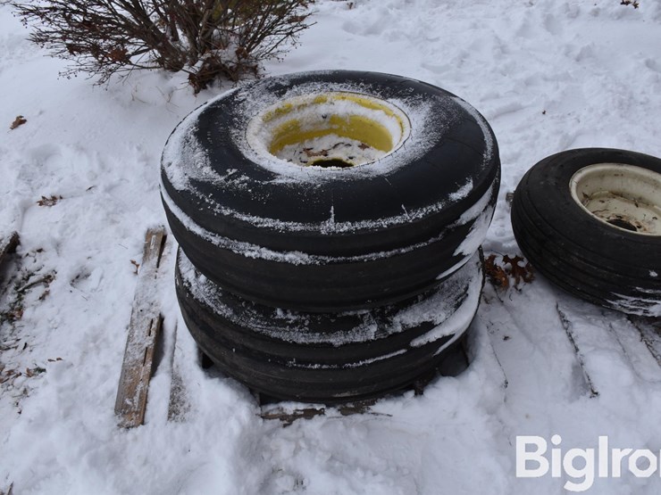 implement-tires-image-4