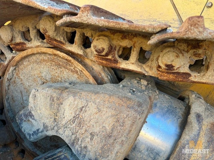 2004-caterpillar-d6r-xl-image-22