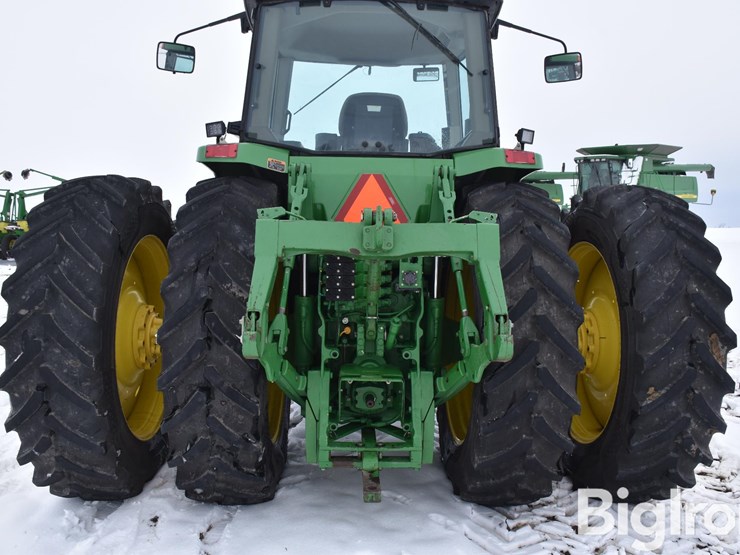 john-deere-8100-image-17