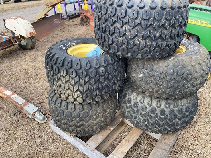 john-deere-gator-image-5