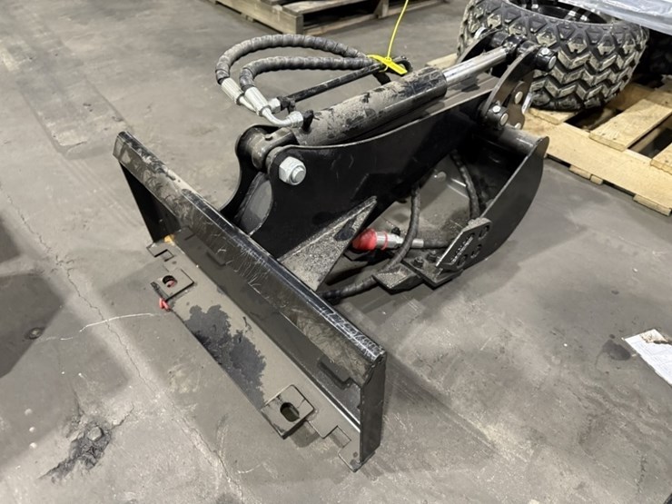 2025-aboss-backhoe-drag-arm-image-3