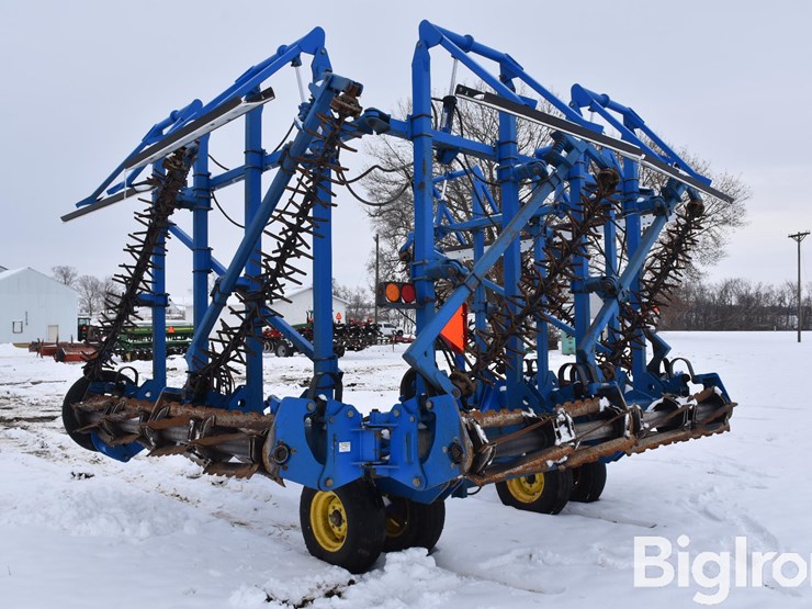 landoll-130-32-to-the-max-roller-harrow-image-7