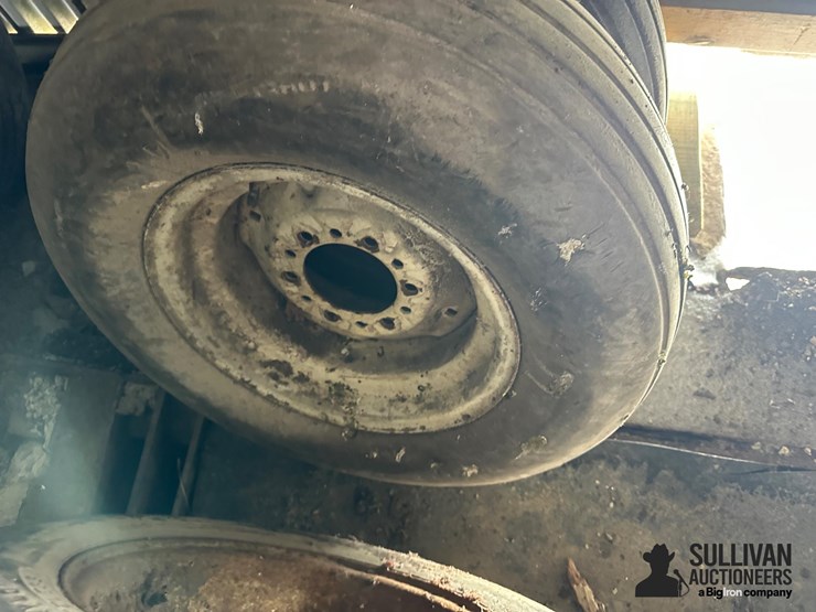 miscellaneous-implement-tires-image-2