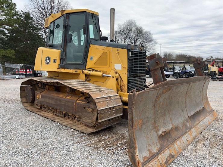 2007-deere-750j-image-1