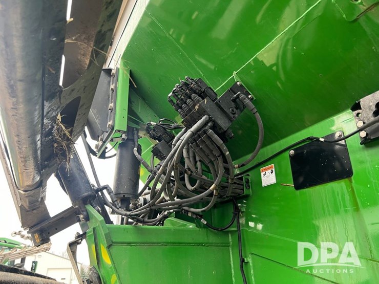 john-deere-600r-image-38
