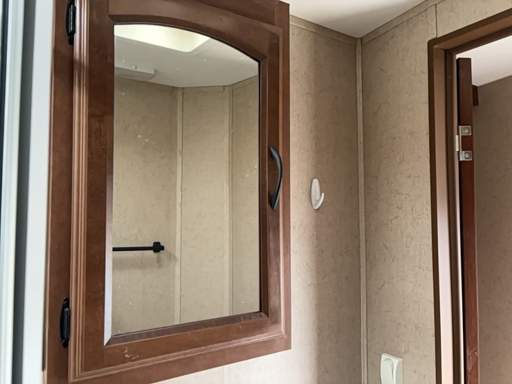 2015-coachman-freedom-express-camper-vn:5zt2fesbxfa014928,-image-21