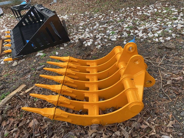 caterpillar-305-image-4