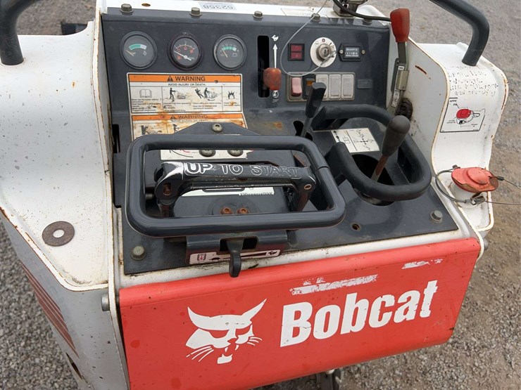2013-bobcat-mt52-image-16