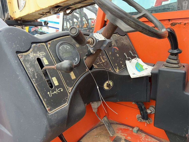 2015-jlg-g6-42a-image-30