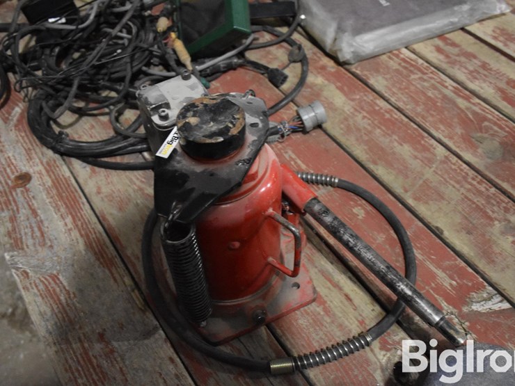 hydraulic-bottle-jack-image-3