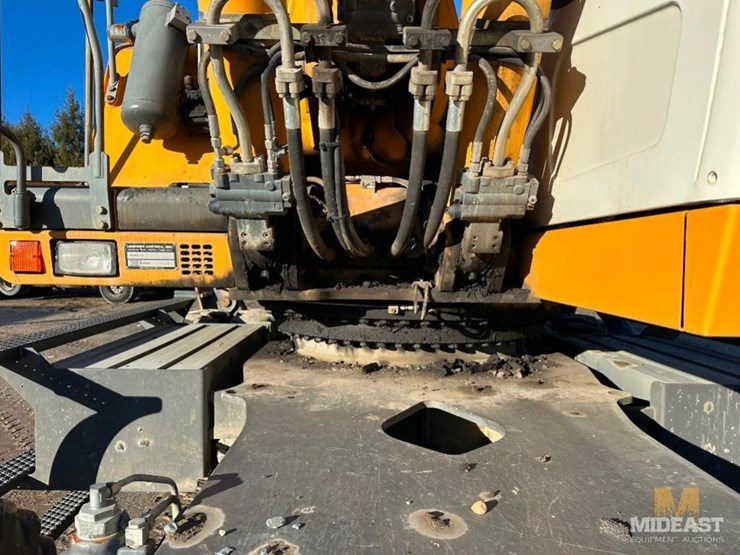 2012-liebherr-924c-wheeled-excavator-image-38