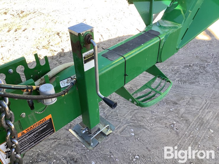 2017-john-deere-1890c-1910t-air-seeder-&-commodity-cart-image-10