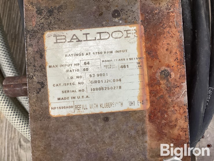 johnson-blue-fertilizer-pump-image-16