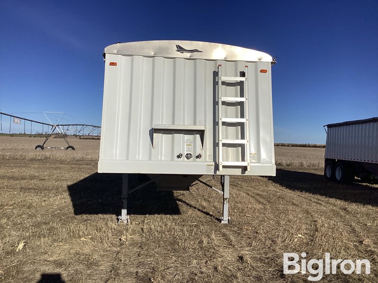 jet-grain-trailer-image-2