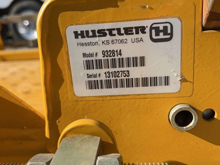 hustler-fastrak-48-image-19