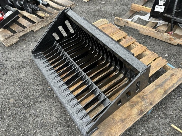 2025-ir-rock-screening-bucket-image-1