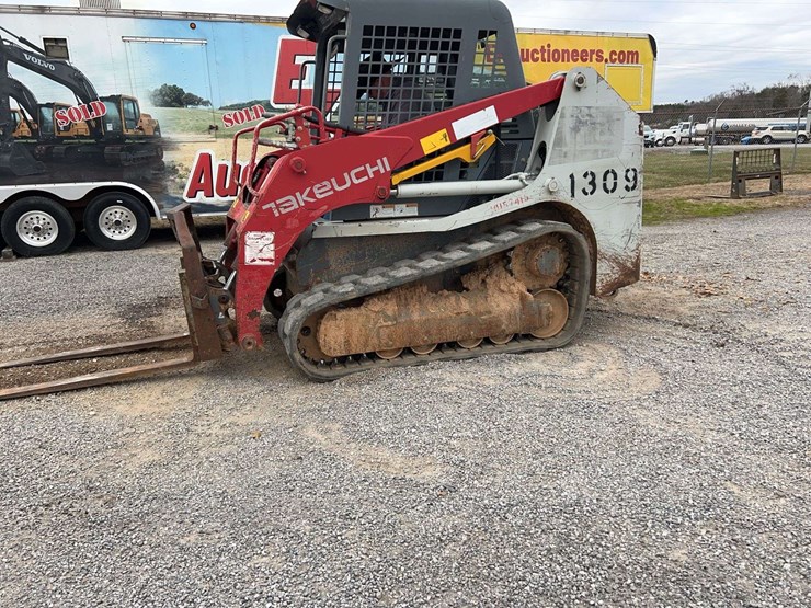 takeuchi-tl8-image-3