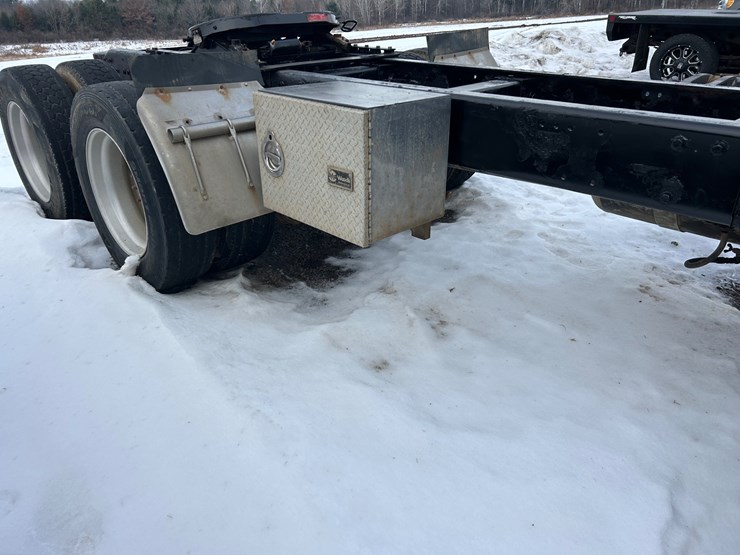 1994-peterbilt-379-image-20