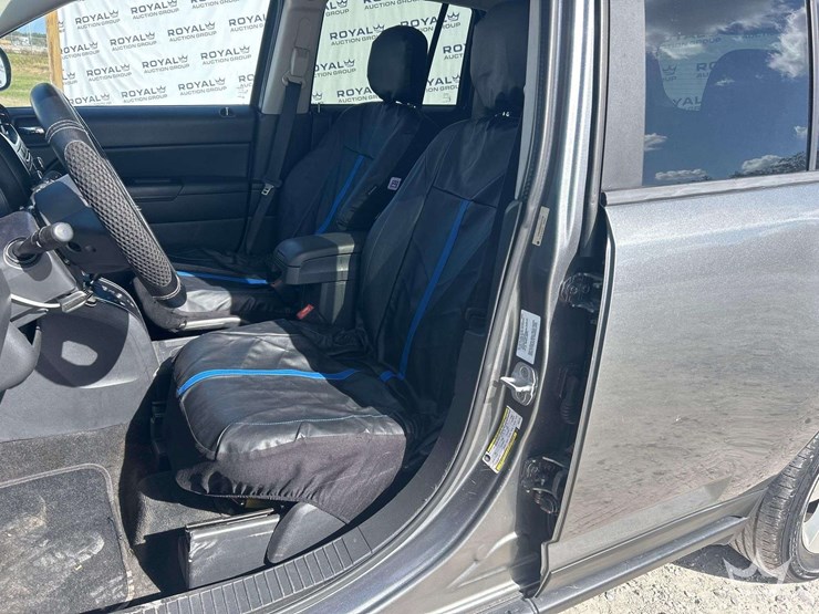 2012-jeep-compass-image-13