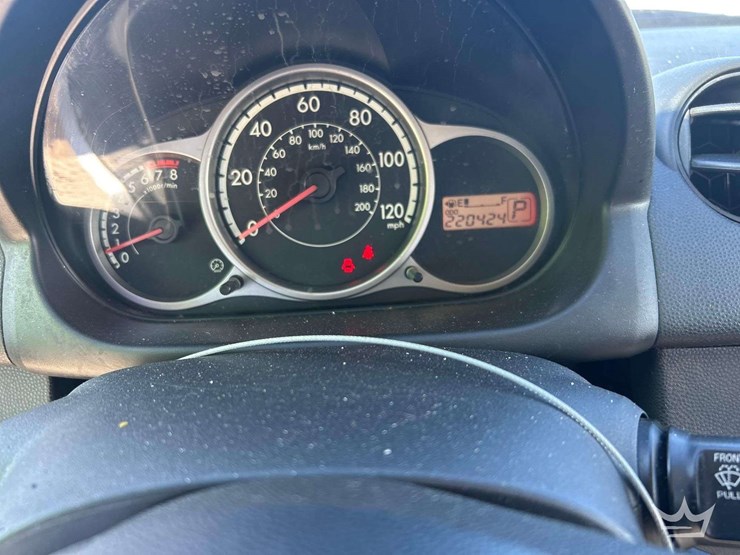 2014-mazda-2-hatchback-image-12