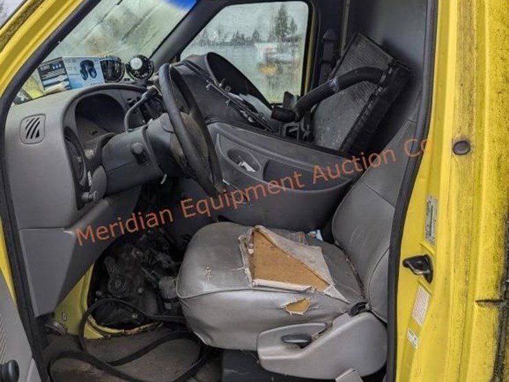 1998-ford-e350-image-8