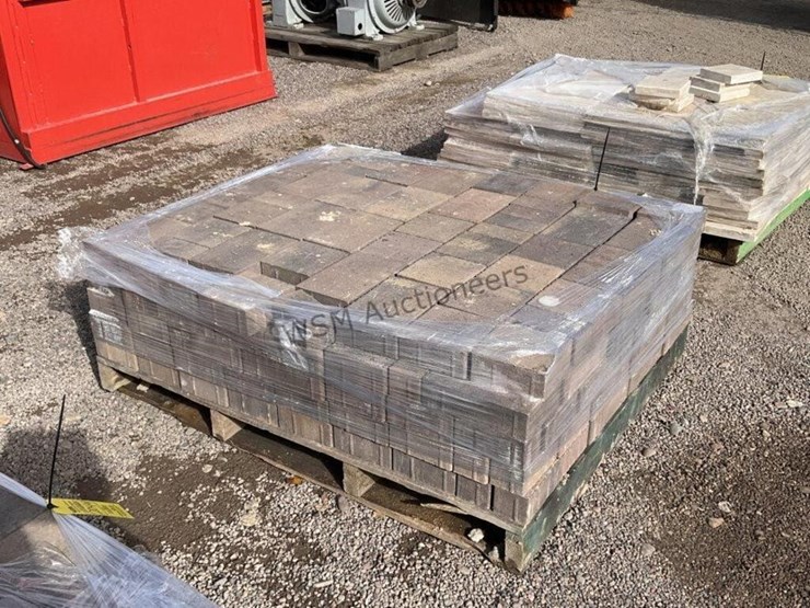 pallet-of-stone-pavers-image-3