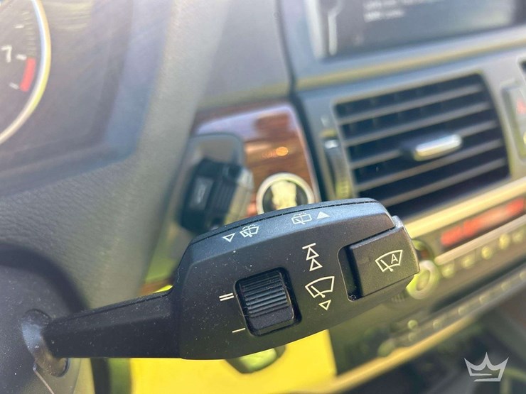 2013-bmw-x5-image-16