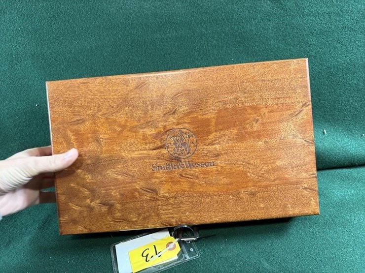 nib-smith-&-wesson-mdl.29-10-44mag-revolver-image-12