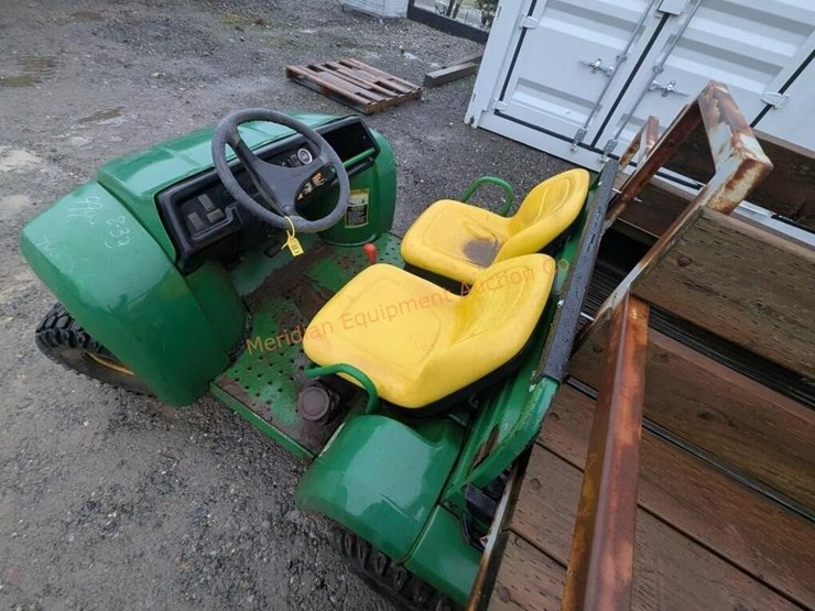 john-deere-gator-image-12