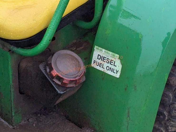 john-deere-gator-image-11