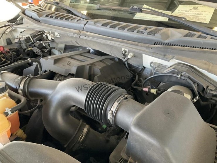 2017-ford-f150-image-12