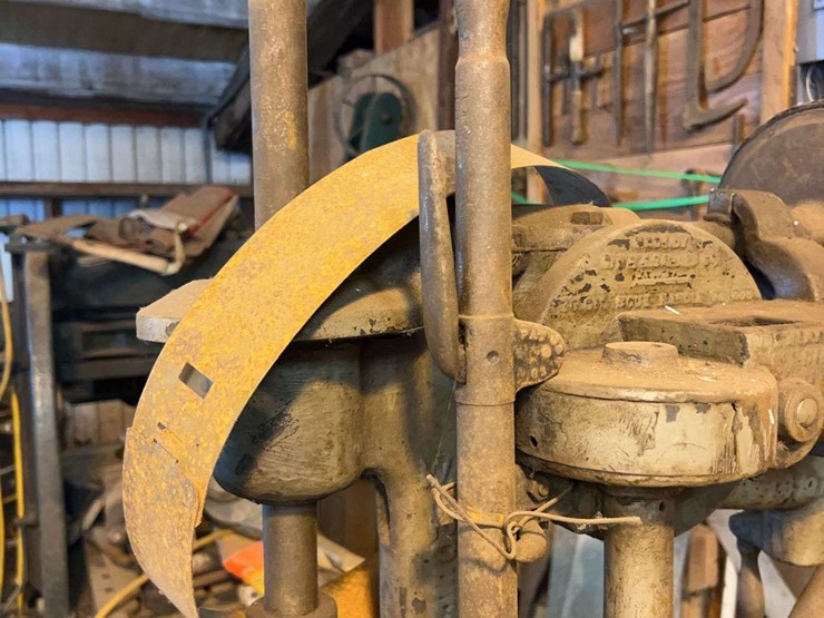 harper-and-reynolds-drill-press-image-3