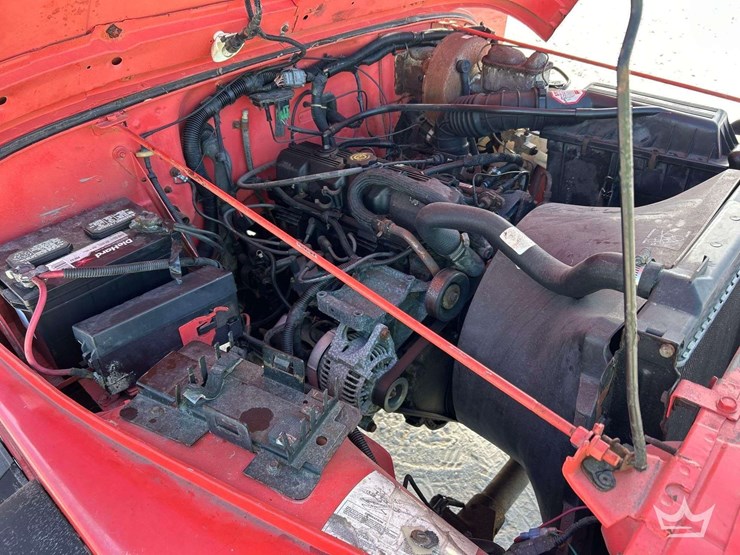 1995-jeep-wrangler-image-9