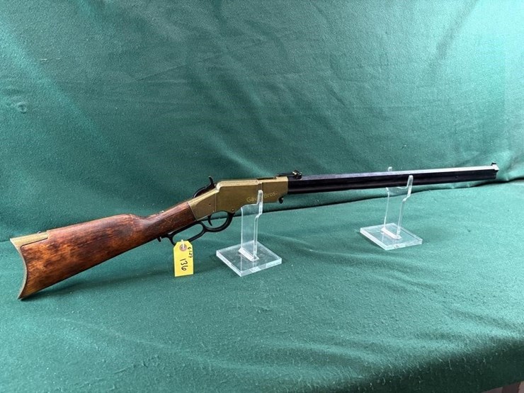 1860-henry-replica-non-firing-rifle-image-1