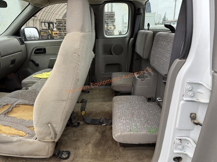 2004-chevrolet-colorado-image-13