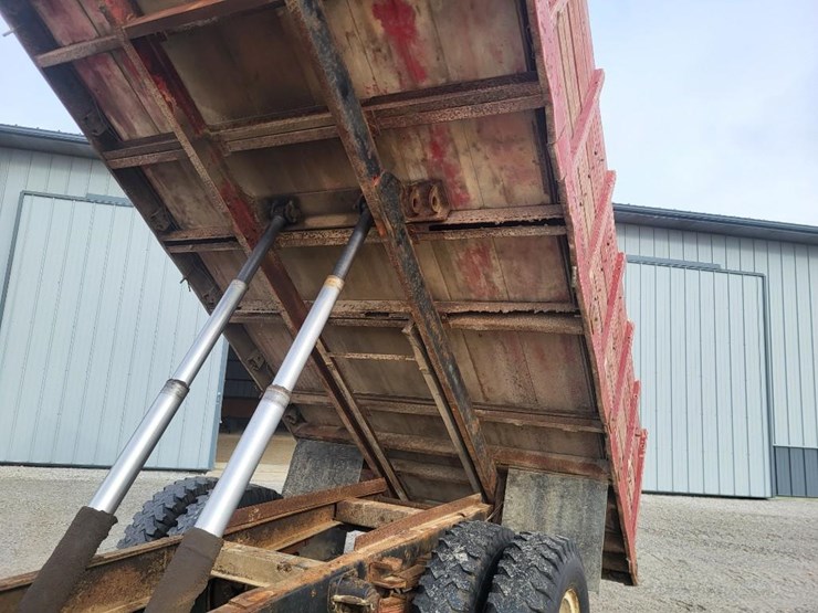 1970-international-loadstar-image-63