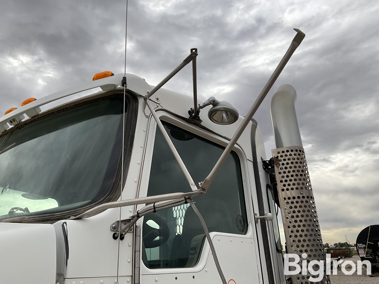 2008-kenworth-t800-image-15