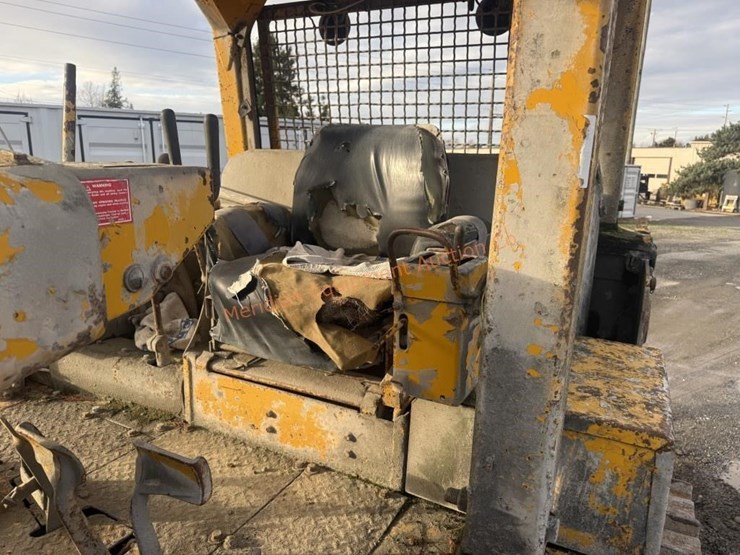 caterpillar-d7f-image-24