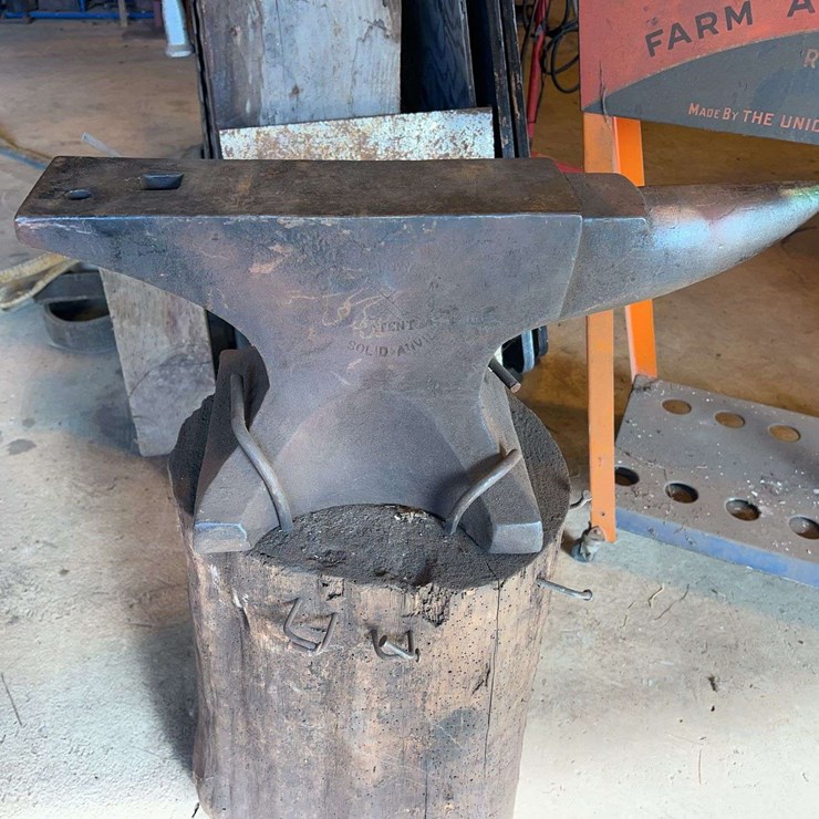 Large Anvil