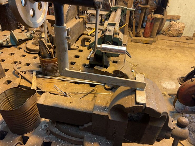 metal-working-table-image-13