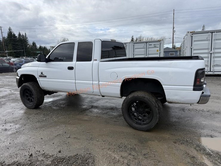 2000-dodge-ram-2500-image-2