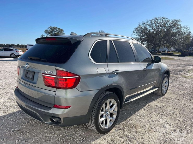 2013-bmw-x5-image-3