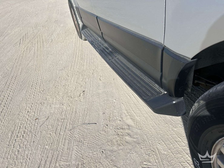 2011-ford-expedition-image-33