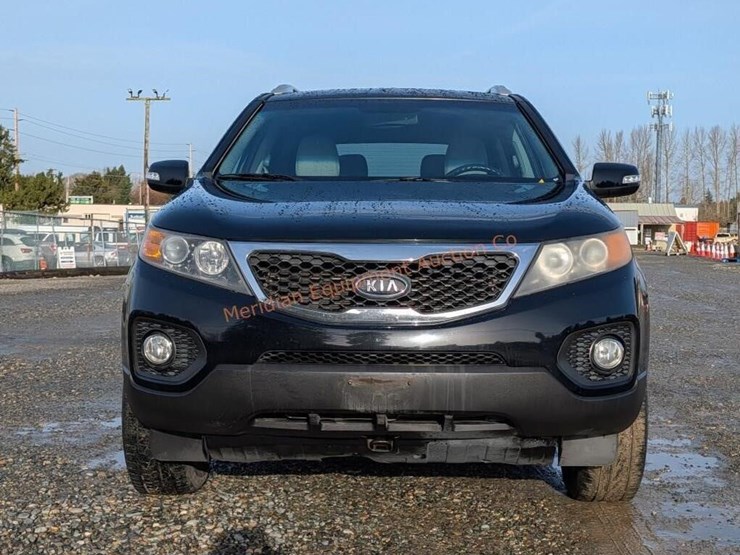 kia-sorento-lx-image-8