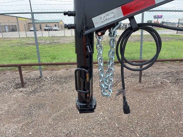 2025-delta-manufacturing,-inc.-30'-gooseneck-flatbed-trailer-image-12