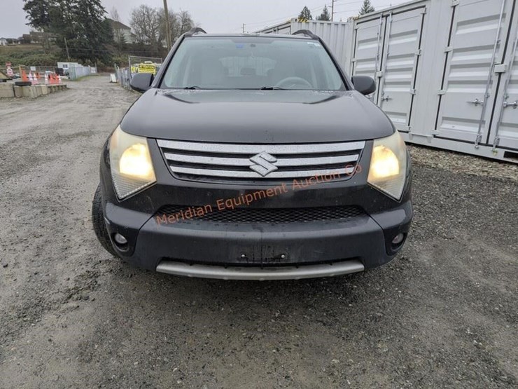 2008-suzuki-xl7-image-3